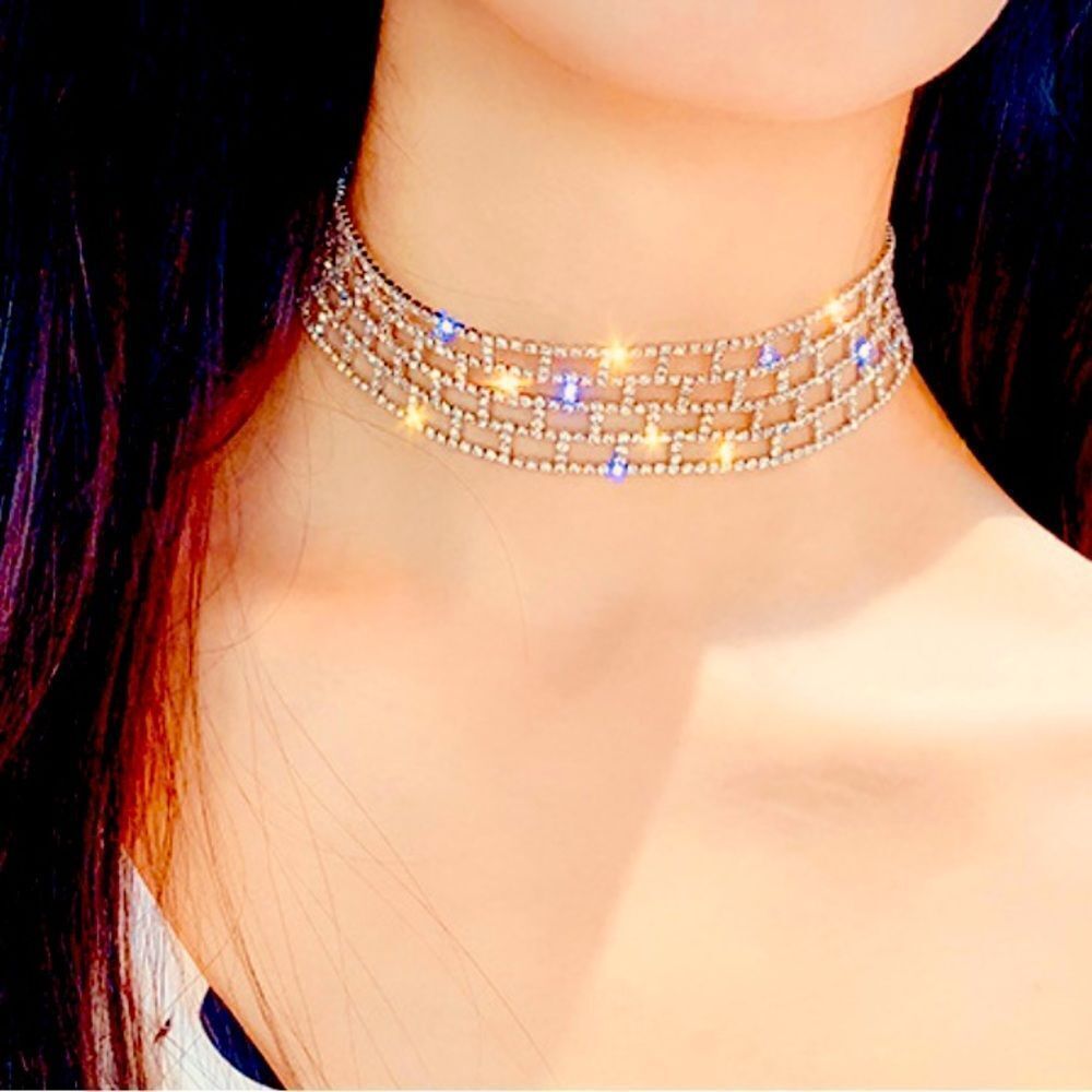 Silver Hollow Out Lattice Sparkling Rhinestone Wide Choker Necklace NEW